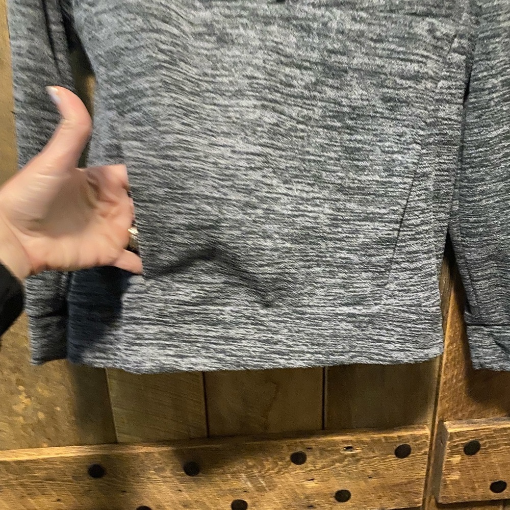 Adidas pullover - Picture 4 of 4